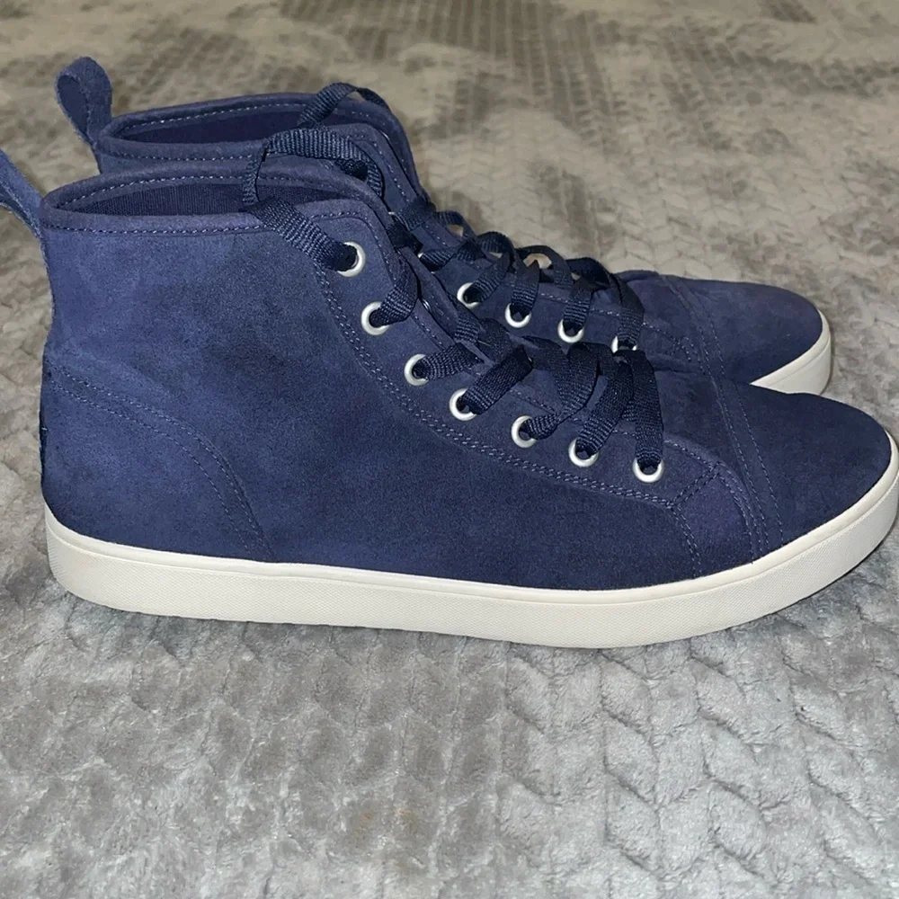 Koolaburra by UGG W Kellen High Top Suede Sneakers. EU Size 42/US Size‎ 11